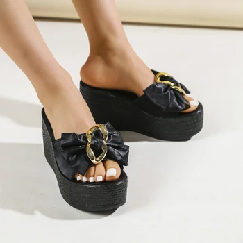 Женская обувь в продаже 2023 г. Высококачественные базовые женские тапочки Летние повседневные тапочки Женские тапочки с галстуком-бабочкой Zapatillas